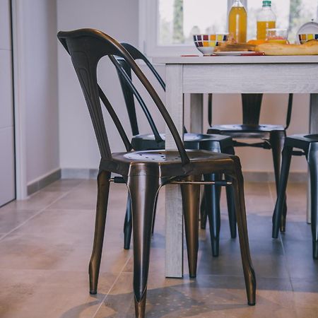 Le Mazet Des Chutes Villa Graveson Ngoại thất bức ảnh