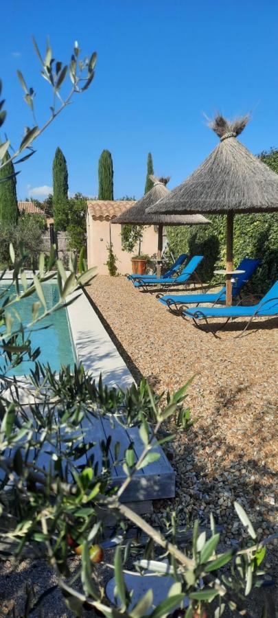 Le Mazet Des Chutes Villa Graveson Ngoại thất bức ảnh