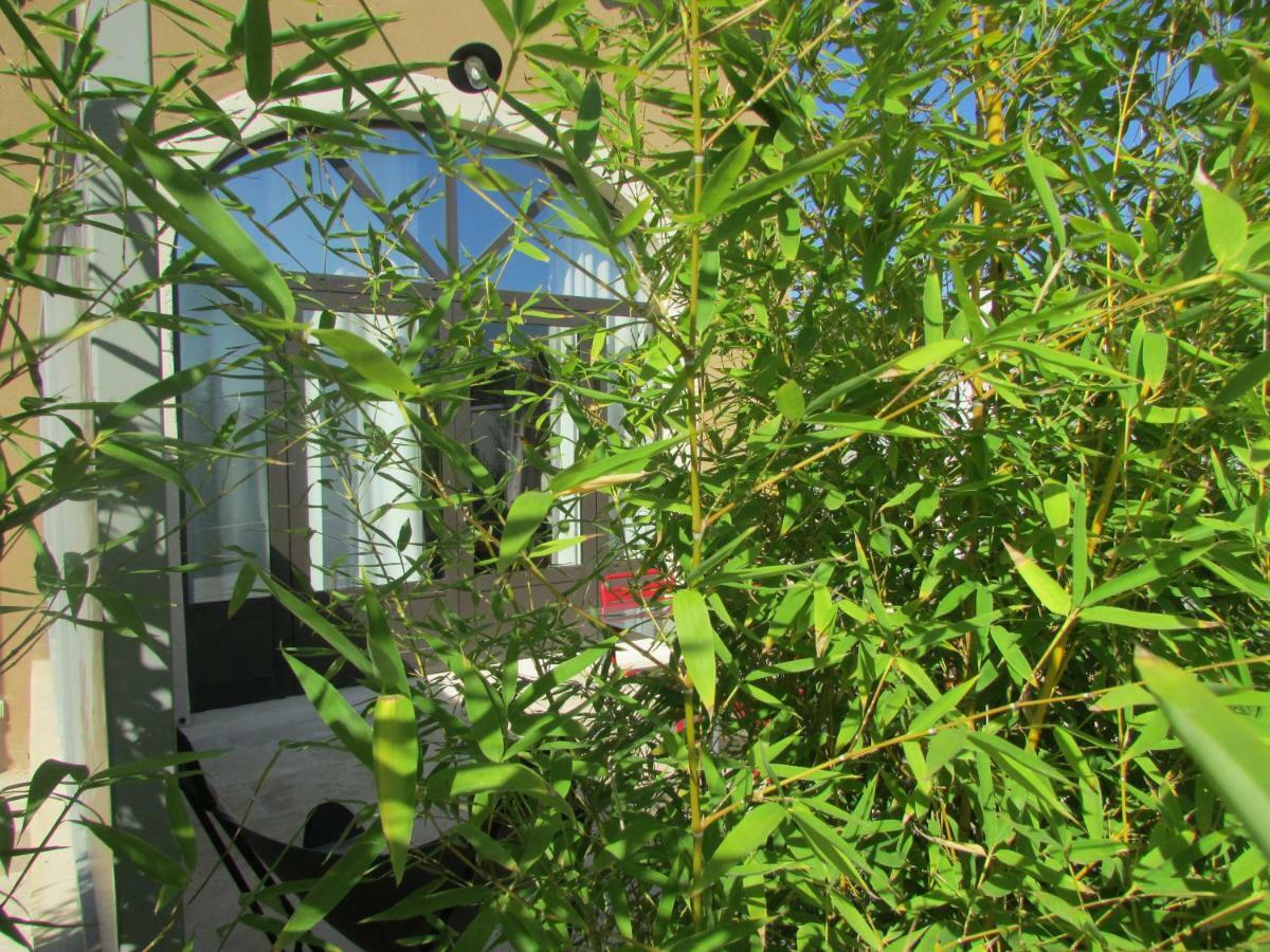 Le Mazet Des Chutes Villa Graveson Ngoại thất bức ảnh